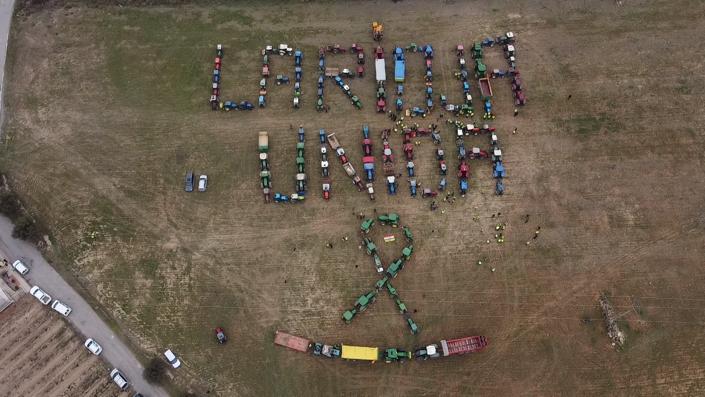 Siguen las protestas en el campo